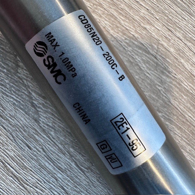 Pyramide pressure cilinder CD85N20-200C-B (DXDCT-W140)