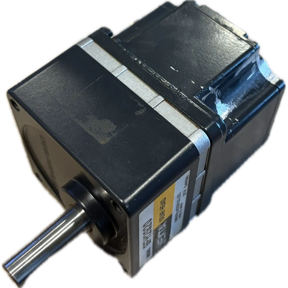 [TN02110] Motor de CC sin escobillas Vexta (Oriental Motor) AXHM230K-GFH con reductor GFH2G20