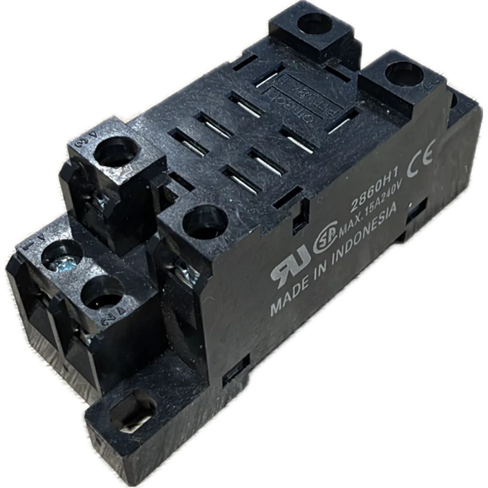 Omron PTF08A-E relay socket
