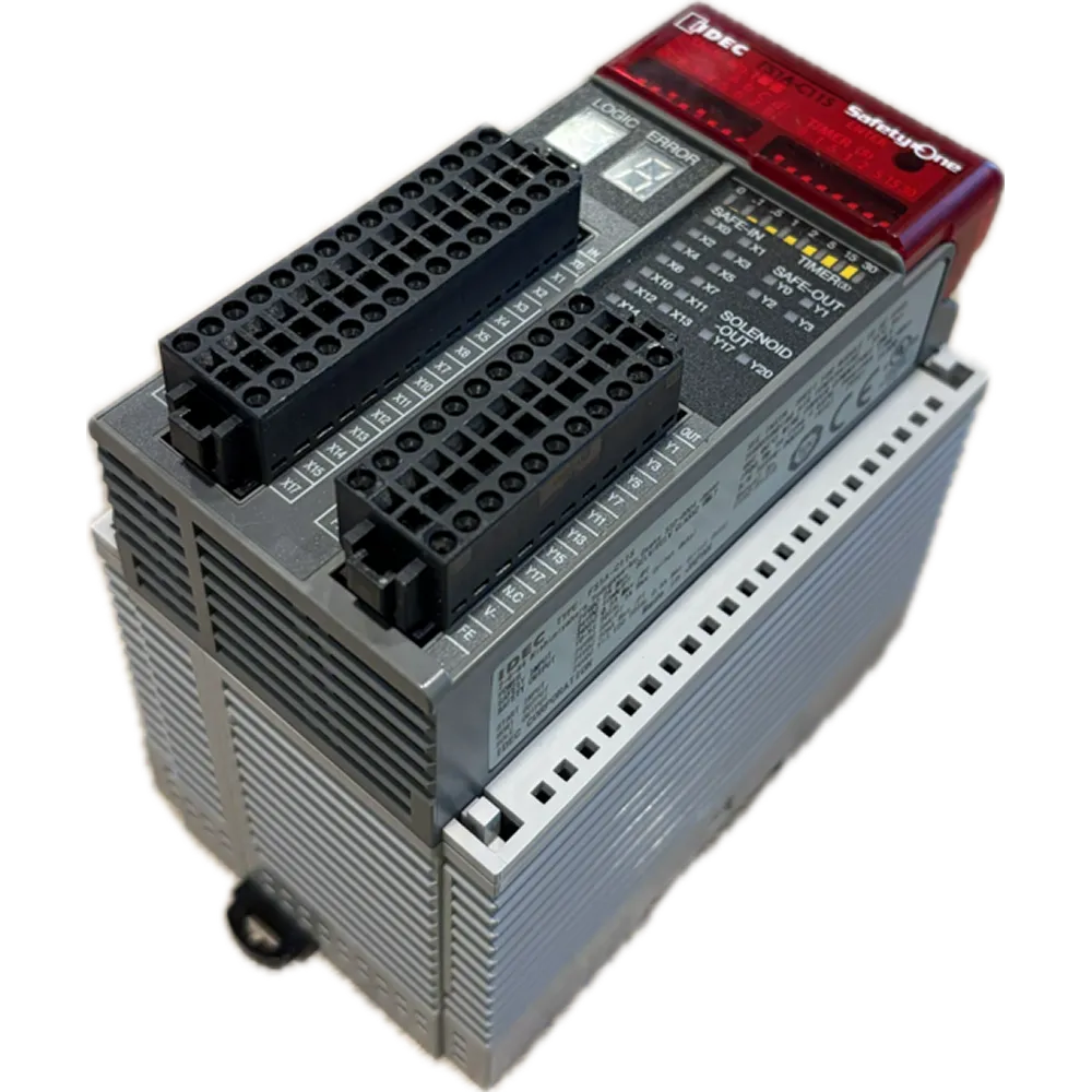 IDEC FS1A-C11S veiligheidscontroller